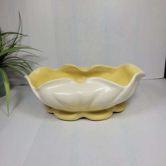 Vintage Weller Pottery Console Bowl  Creamy White Yellow Ombre Oval - Picture 1 of 5